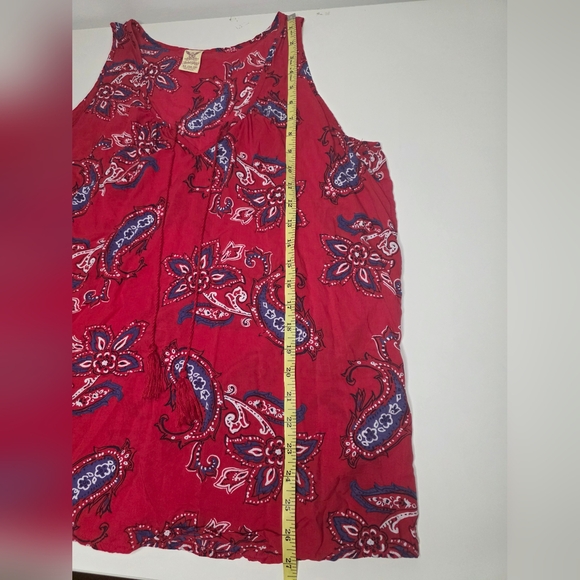 Faded Glory XL (16-18) Womens Red Paisley Tank Top V Neck - Picture 9 of 10